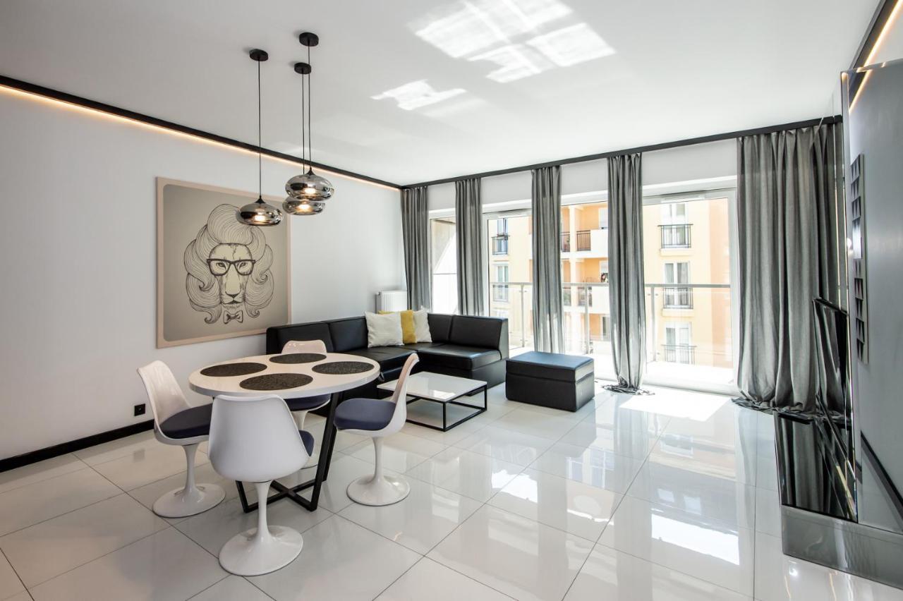 Super-Apartamenty Presidential Suite Познань Екстер'єр фото