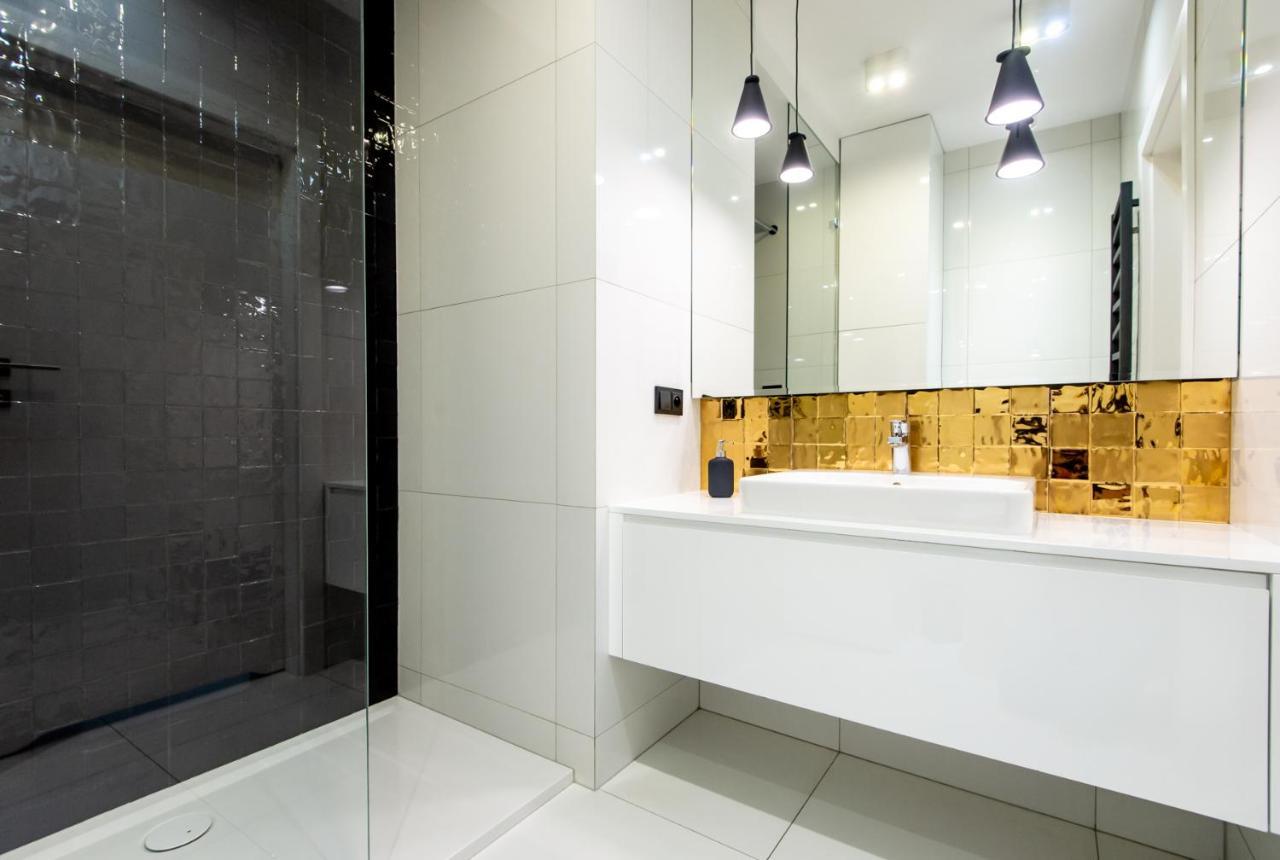 Super-Apartamenty Presidential Suite Познань Екстер'єр фото